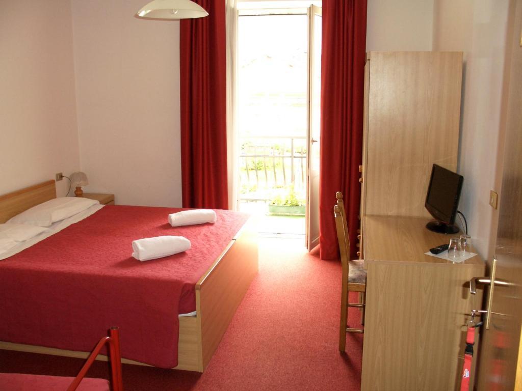 Hotel Bellaria Levico Terme Δωμάτιο φωτογραφία