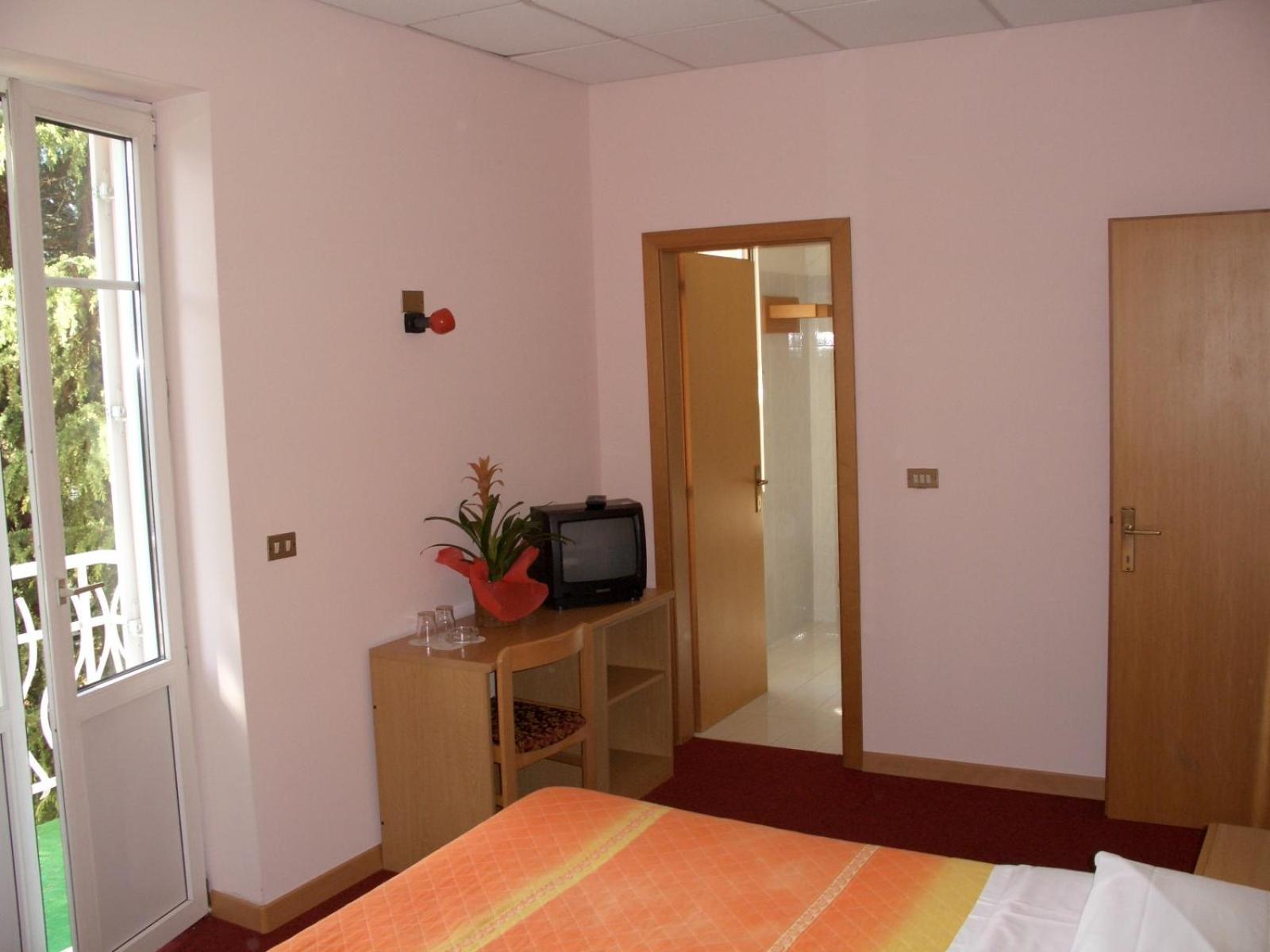 Hotel Bellaria Levico Terme Εξωτερικό φωτογραφία