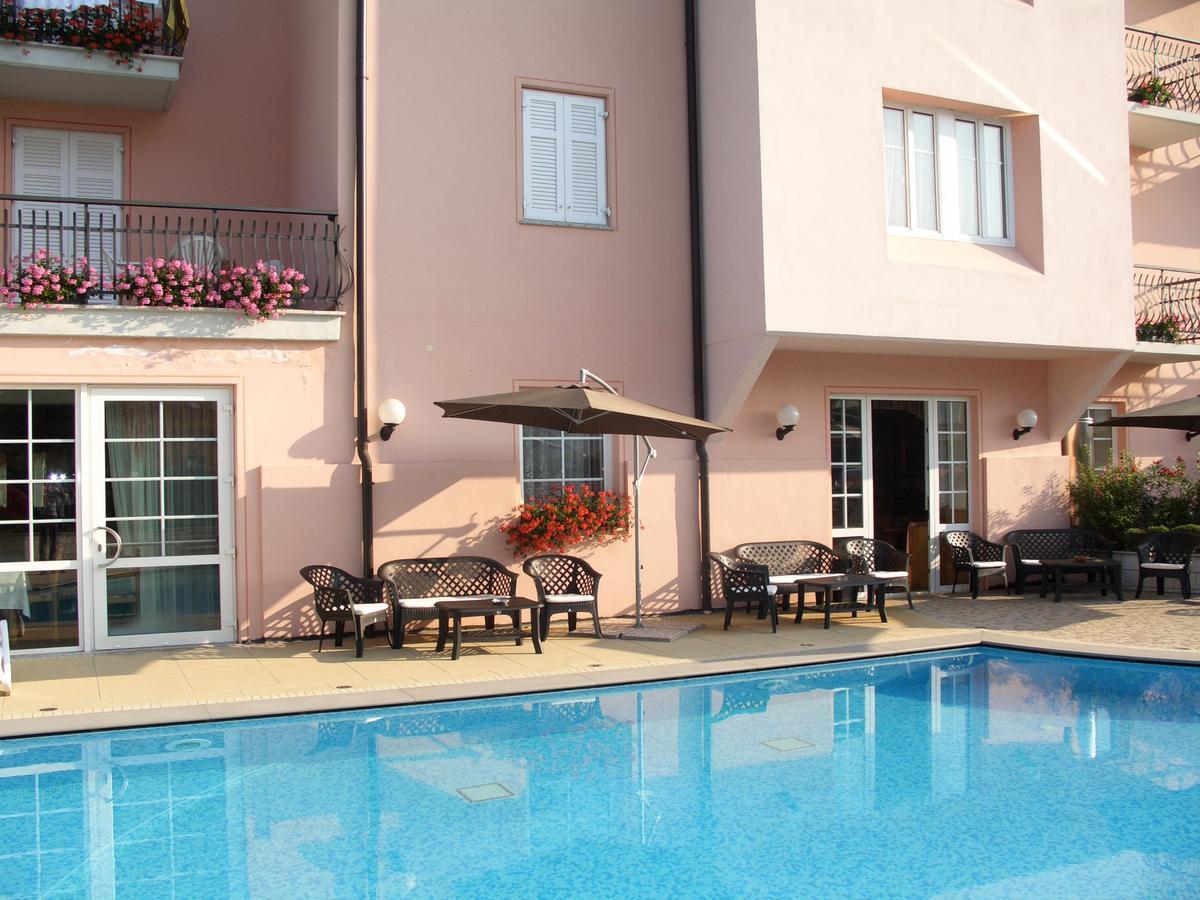 Hotel Bellaria Levico Terme Εξωτερικό φωτογραφία