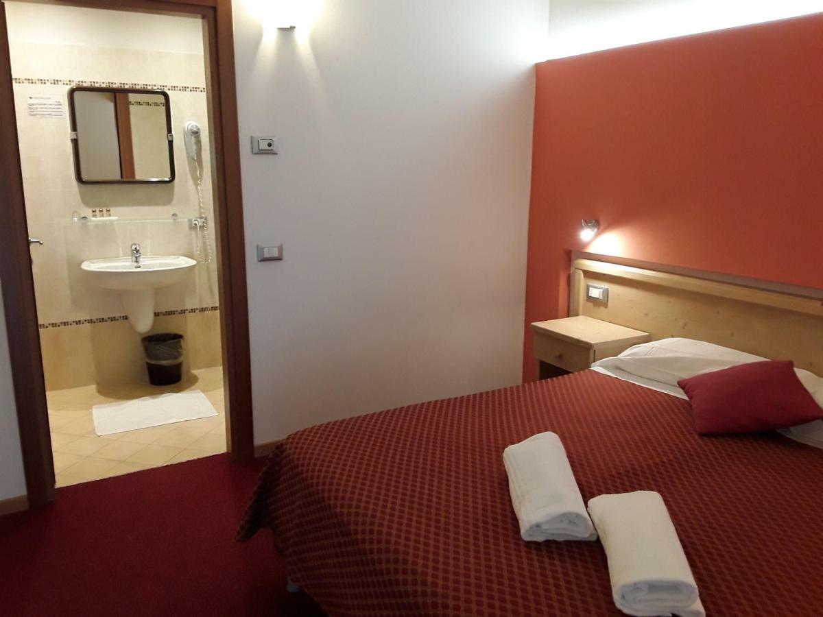 Hotel Bellaria Levico Terme Εξωτερικό φωτογραφία